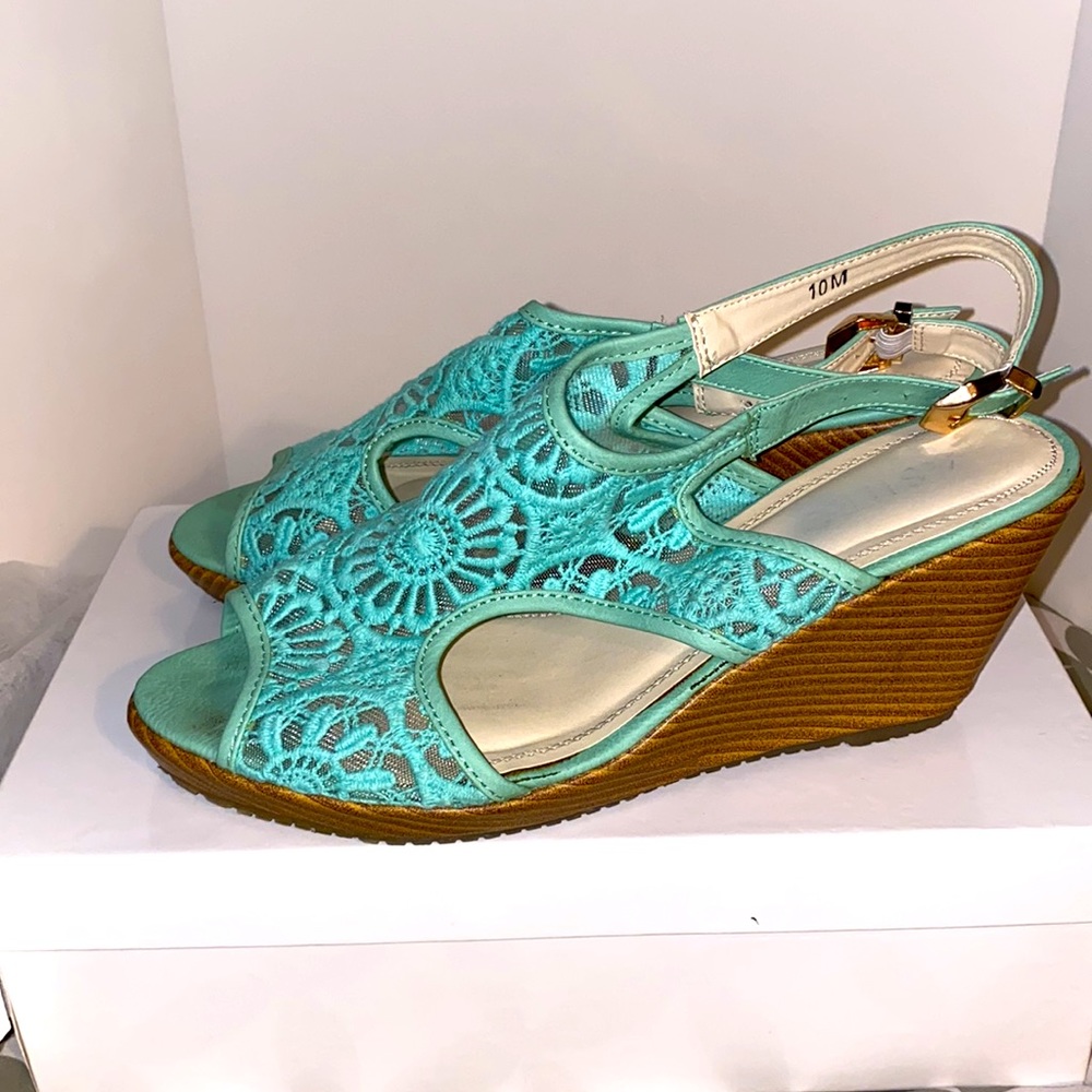 ASHRO Wedge Open-Toed Sandals Sea-foam  in Color Size 10M - Picture 3 of 5